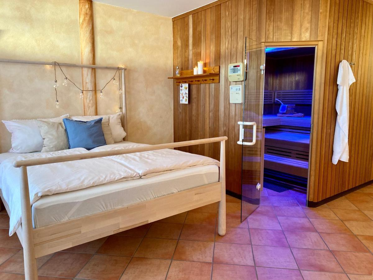 Private Spa Mit Sauna Und Whirlpool Schrozberg 외부 사진